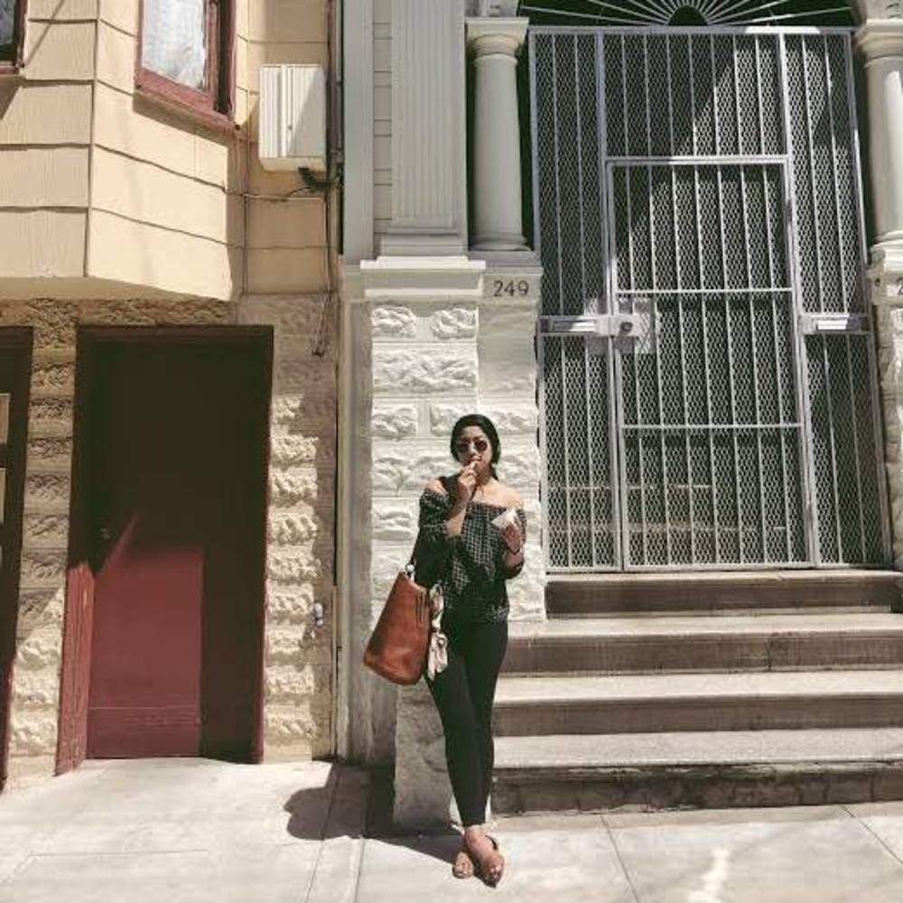 Meet your Posher, Monica